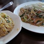 中華大新 - チャーハンと柔らかい焼きそば　2014.1