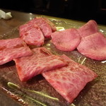 タンとロースとばら（たぶん）