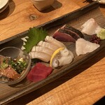 銀しゃりと酒と魚 てる房 - 