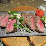 ミアスタンド - 黒毛和牛と？