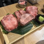 焼肉一心たん助 旦 - 