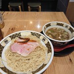すごい煮干ラーメン凪 五反田西口店 - 