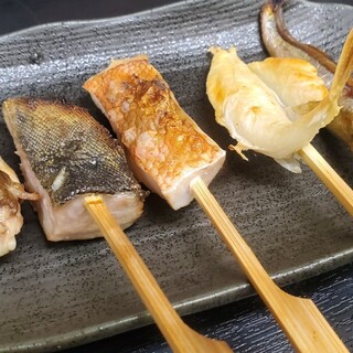 ``Strong skewers'' that taste like rare Yakitori (grilled chicken skewers)