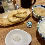 Tempura No Yama - 野菜天3種と豚ロース天が届く