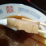 大井町 立食い中華蕎麦 いりこ屋 - 分厚い豚バラチャーシュー