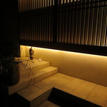 虎白 - 凛とした佇まい2