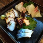 囲坊主 - 刺身盛合せ（真鯛、平目、シマアジ、しめ鯖）