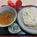 次郎うどん - 冷あつ（並）３５０円＋がごめおぼろ昆布５０円