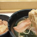 うまかラーメン - 麺