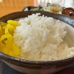 ラーメン康 - 日替わりの小ごはん