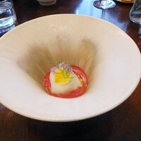 il tram - ブッラータ トマトとバジル エディブルフラワー