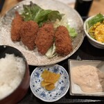 Futsuu No Shokudou Iwama - カキフライかぼちゃサラダ定食