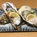 肉豆冨とレモンサワー 大衆食堂 安べゑ - 生牡蠣