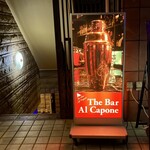 The Bar Al Capone - 1階のお店入口正面
