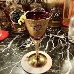 The Bar Al Capone - ベネチアングラスの「バルデスピノ プロメサ モスカテル（シェリー酒）」①