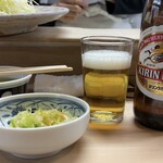 Maruhachi Tonkatsu Ten - ビールとお漬物