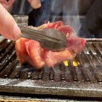 焼うお いし川 - 鮪の特上カルビ