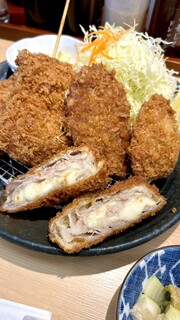 Tonkatsu Kagurazaka Sakura - 