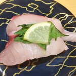 Daiki Suisan Kaitenzushi - 黒瀬のぶりトロ429円