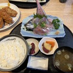 お魚処 うおとも - 鯵刺身定食