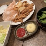 Fukutoku - 飛び込み宴会コース（塩キャベツ、揚げ物盛り合わせ、茶豆）