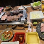 焼肉一心たん助 旦 - 