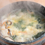 石锅泡饭 (辣味0~5)