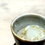 菊鮨 - カブと蟹の餡かけ。 熱々のとろける餡でくるまれてます。 柔らかなとろとろのカブと餡が冷えた体を温めてくれる優しい味わい。