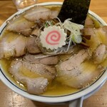 there is ramen - チャーシュー麺