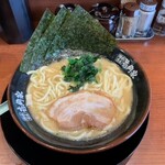 壱角家 - ラーメン、油少な目