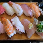 Mawaru Sushi Ponta - 満腹ランチ¥1,100(2023/7訪問)