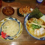 ラーメンハウス アヒル軒 - 料理写真: