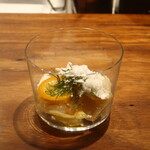 IZA - 赤エビと金柑のサラダ仕立て