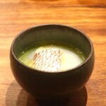 IZA - 真鯛とポロネギの蒸し煮