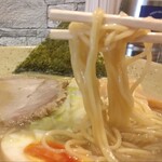 RAMEN RUN - ストレート麺は、小麦の甘さを感じ、ﾒｯﾁｬ美味しい♬