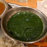 カレーレストラン シバ - ほうれん草カレー