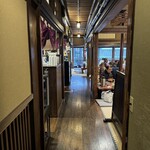 Kawatoyo - 歴史ある店内