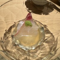 鮨 由う - 