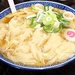 二代目高橋商店 - 料理写真:わんたん麺