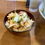 平田の哲二郎 - ミニネギ塩豚丼(アレンジ)