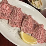 本とさや - 上ロースグイ　これにネギ巻いて食べます