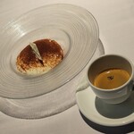 アル・ケッチァーノ  - ◆「本日のドルチェ」 エスプーマ風ティラミス◆「ドリンク」 エスプレッソをチョイス！