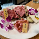 炭火焼肉 ひびの亭 - 