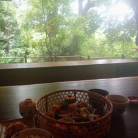 韻松亭 - カウンター席