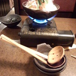 居肴家 一楽 - もつ鍋（塩）　750円（2014.01.04）