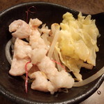 居肴家 一楽 - もつ鍋を小皿にとるとこんな感じ（2014.01.04）