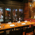 ラ・ブーシェリー・デュ・ブッパ - 吊るされた肉！肉！肉！3