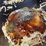 お好み焼カジサン - 魔法の粉がさらにかかります