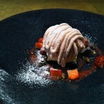 シャテーニュ - 苺のモンブラン