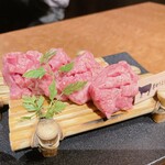 Koube Gyuuyakiniku Motoushi - 